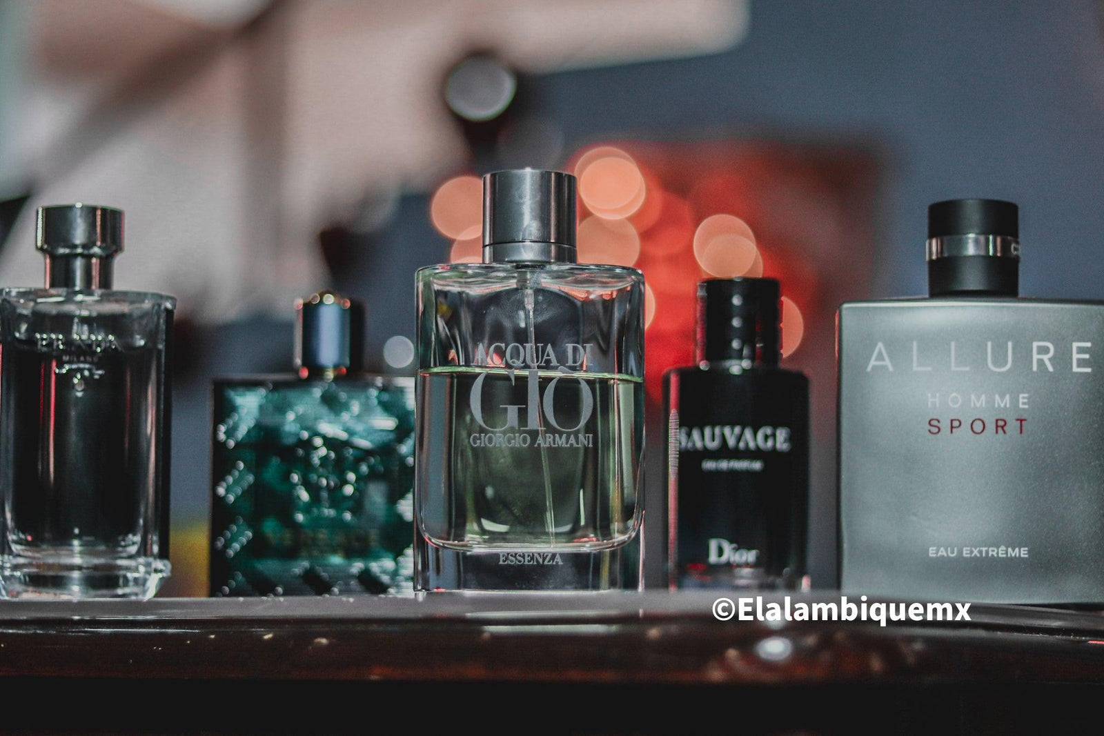 5 Perfumes que debes tener en primavera