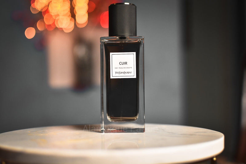Yves Saint Laurent- Cuir