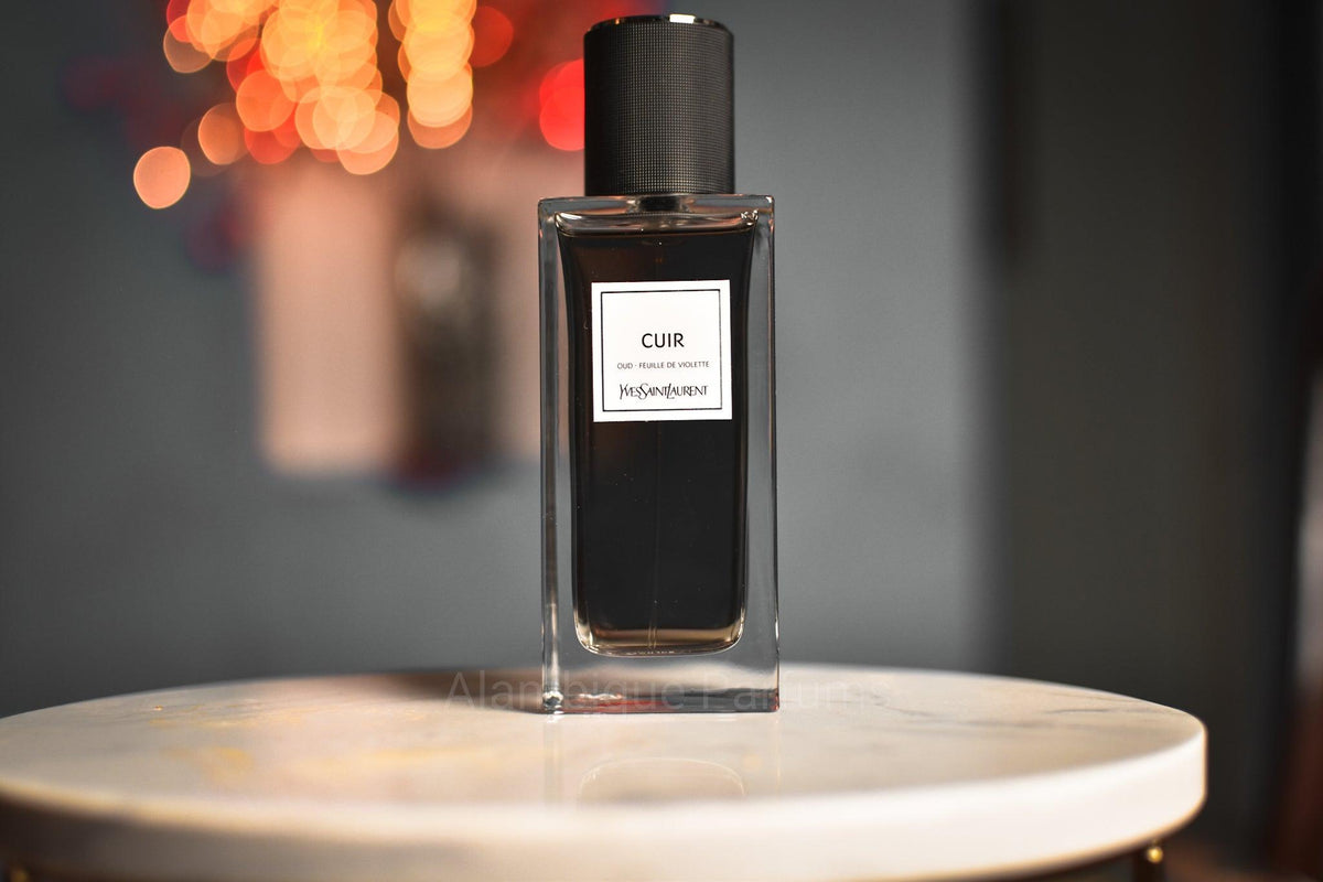 Yves Saint Laurent- Cuir