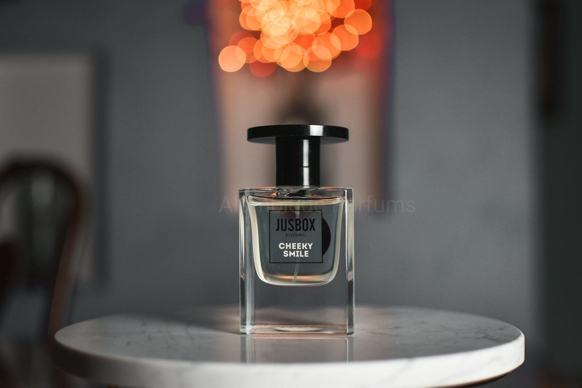 Jusbox- Cheeky Smile